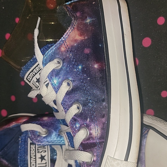 🎓🌐🌐😁MAGIC 😁CONVERSE..2 separate post 1 pair each - Picture 4 of 12